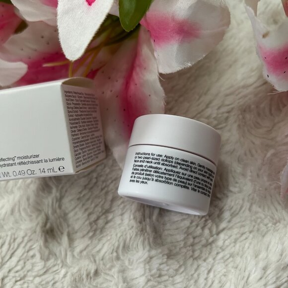 NARS skin - light reflecting moisturizer, 14 mL - Picture 3 of 9